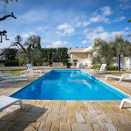 Torricella Pool And Sunny Garden - Happy Villa Leverano